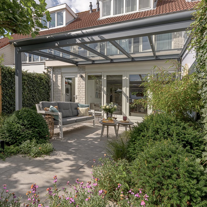 Verasol Greenline veranda alle afmetingen glasdak - 2020 greenline veranda antraciet glas buiten t90 4 min - Verasol Greenline glasdak 300x250cm