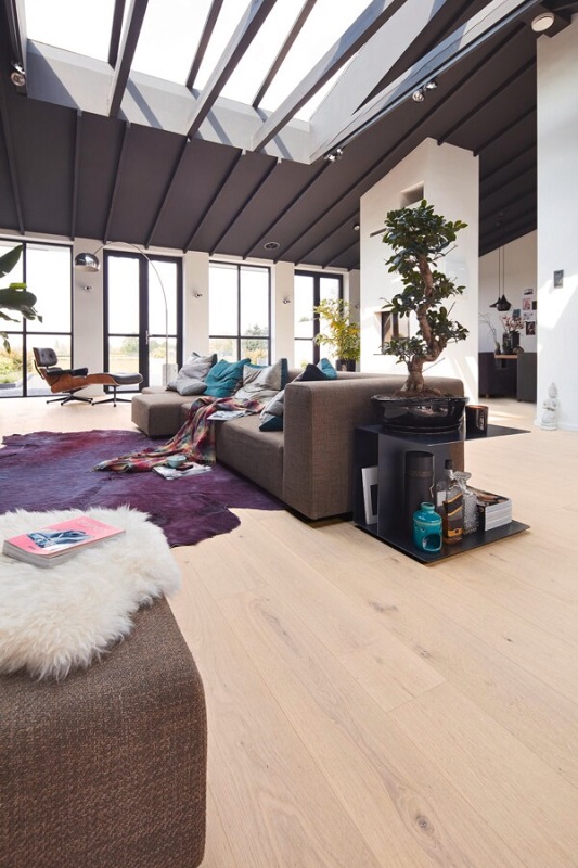 MeisterParquet. longlife PD400 Eik levendig cr&egrave;mewit gekalkt 09014 - 9014 pd400 ultramattlackiert ambiente r01 600x900 - Meister.Parquet PD400 09014