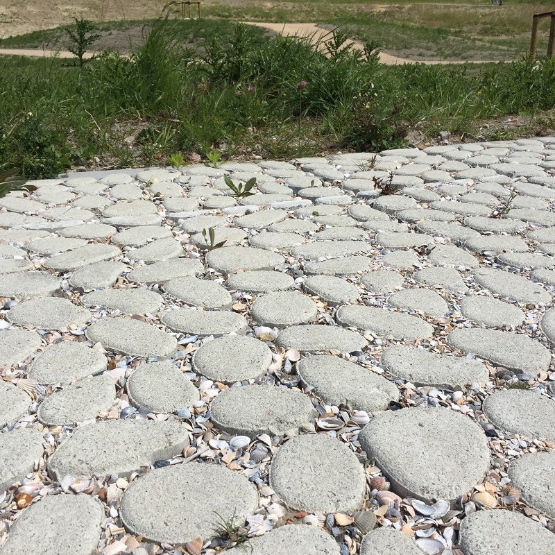 Eco Solution keigrassteen waterpasserend grijs 45x45x10cm - Keigrassteen waterpasserend 45x45x10 grijs 2 - Eco Solution keigrassteen grijs