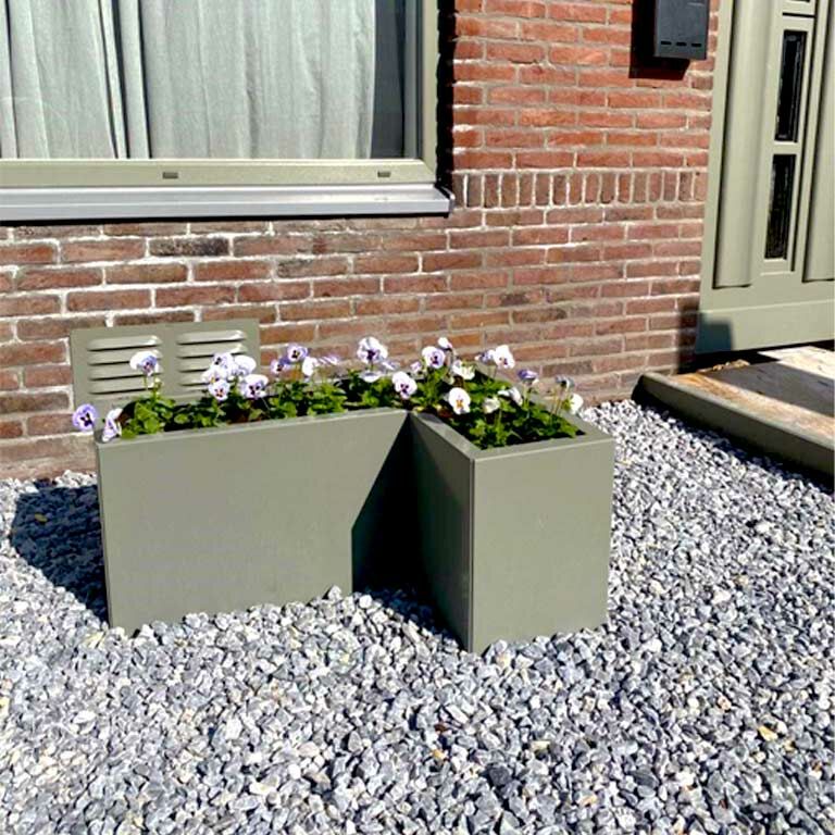 Gepoedercoat Staal Plantenbak Kansas 30 diverse hoogtes - Pbpckaral7023  - Gepoedercoate Kansas 30 Hoogte 30cm