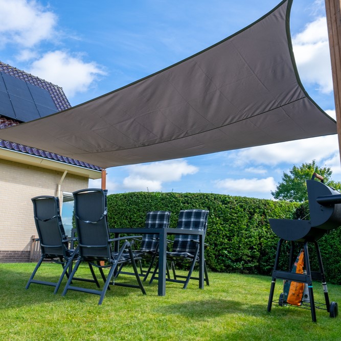 Zonnedoek Waterdicht Grijs Rechthoek 3x5m - 160gr/m2 - Schaduwdoek waterdicht rechthoek grijs 2 - Zonnedoek Waterdicht Grijs 3x5m
