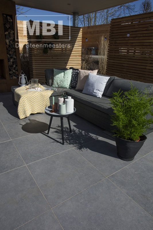 GeoCeramica 2Drive Impasto Grigio KTBN04 diverse afmetingen - Sfeerfoto impasto grigio - KTBN04 Impasto Grigio 60x60x6