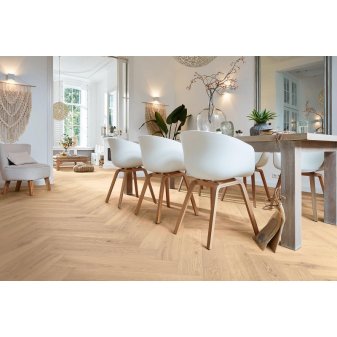 MeisterParquet. longlife PS500 Visgraat Eik authentic cr&egrave;mewit 09021 - 9021 ps500 ultramattlackiert ambiente r01 - Meister.Parquet PS500 09021