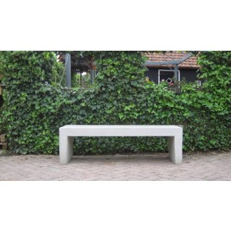 Betonnen Tuinbank Grijs/Zwart 180x45x45cm - Betonnen tuinbank grijs sfeer 1 - Betonnen Tuinbank 180x45x45cm
