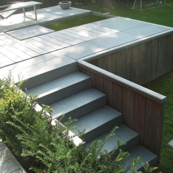 Natuursteen Bloktrede Tibet Dark Grey 100x35x15cm - Bloktreden tibet dark grey 1 1 - Natuursteen Bloktrede Tibet Dark Grey 100x35x
